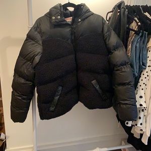 Hunter Short Black Sherpa Puffer Jacket